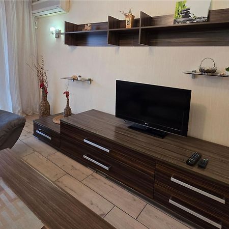 Home Hotel Apartments On Kontraktova Ploshcha キエフ エクステリア 写真