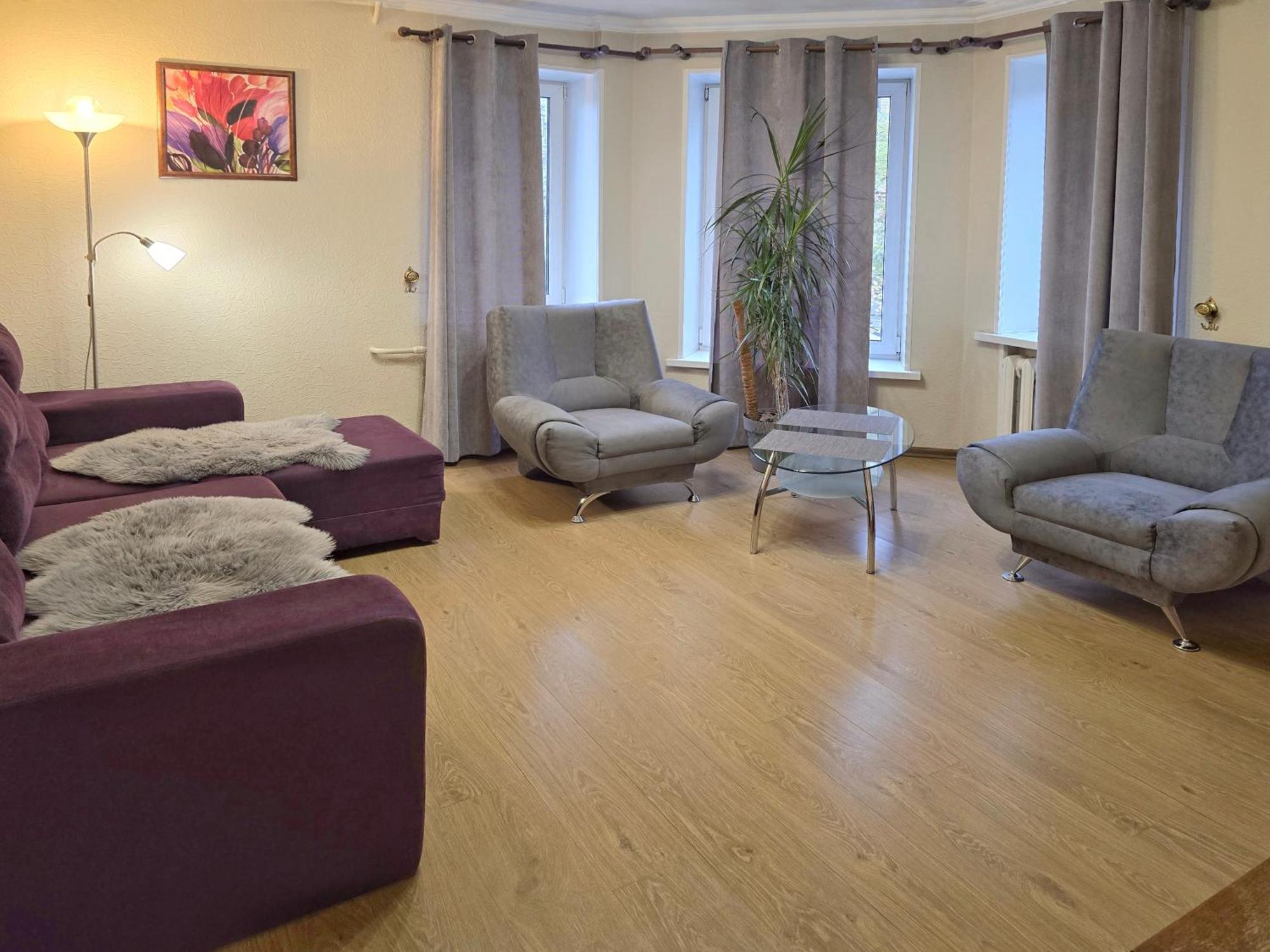 Home Hotel Apartments On Kontraktova Ploshcha キエフ エクステリア 写真