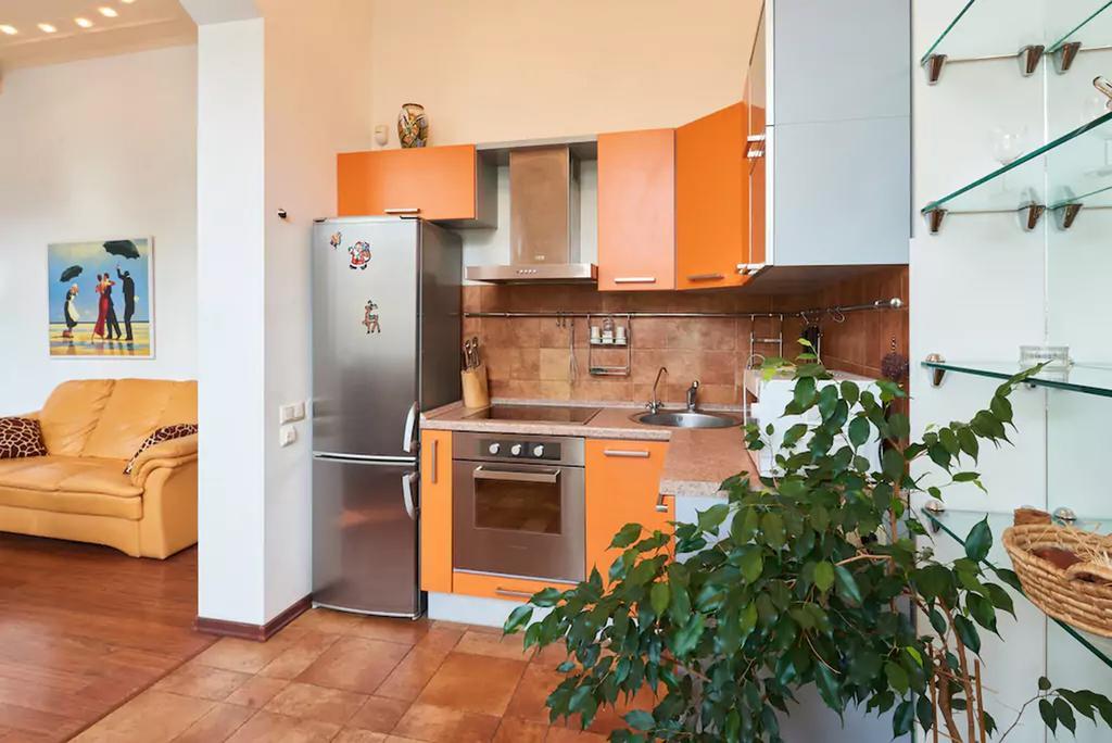 Home Hotel Apartments On Kontraktova Ploshcha キエフ エクステリア 写真